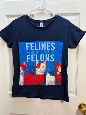 Gildan Navy Graphic Tee with Red, Blue & White Cat Design